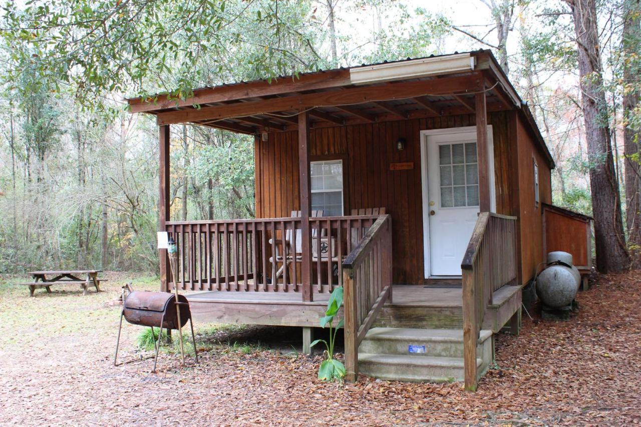 לינה וארוחת בוקר Isabel Berry Creek Cabins מראה חיצוני תמונה