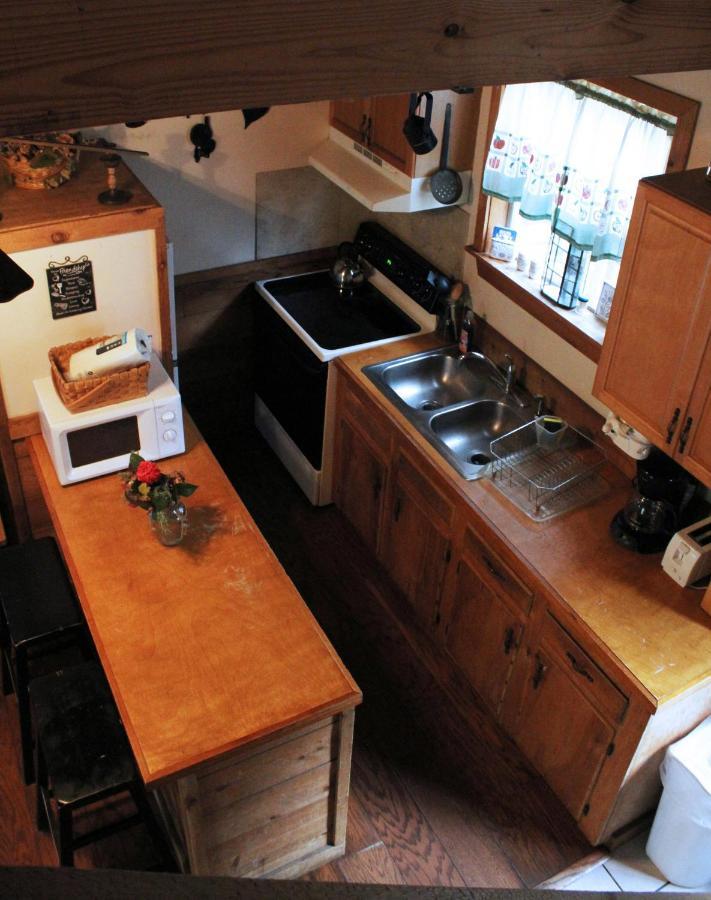 לינה וארוחת בוקר Isabel Berry Creek Cabins מראה חיצוני תמונה