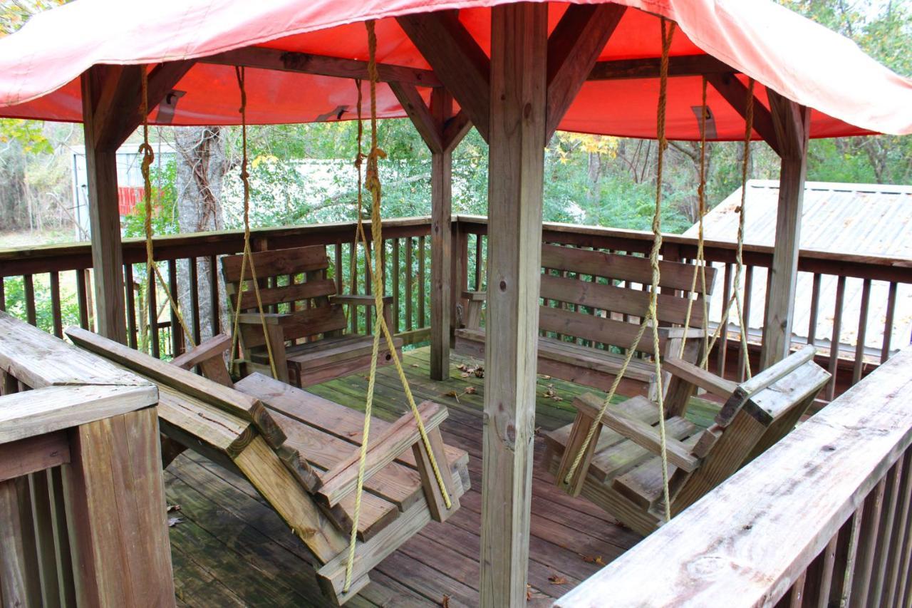 לינה וארוחת בוקר Isabel Berry Creek Cabins מראה חיצוני תמונה