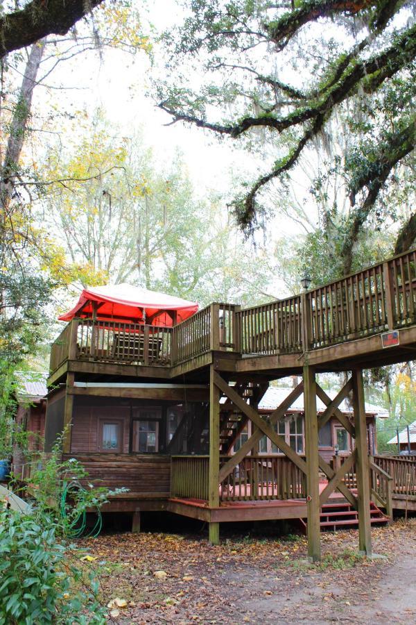לינה וארוחת בוקר Isabel Berry Creek Cabins מראה חיצוני תמונה