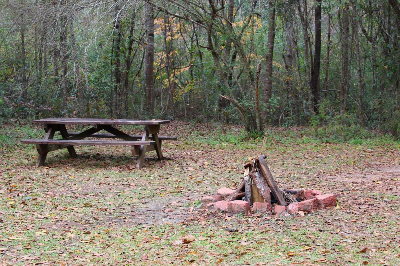 לינה וארוחת בוקר Isabel Berry Creek Cabins מראה חיצוני תמונה